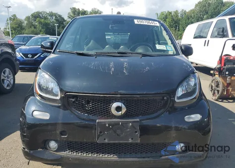 2017 Smart Fortwo z USA, uszkodzony, nr VIN WMEFJ5DAXHK170925